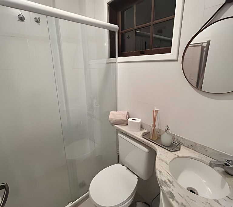 Cobertura em Itaipava com Piscina, Hidro e Tênis