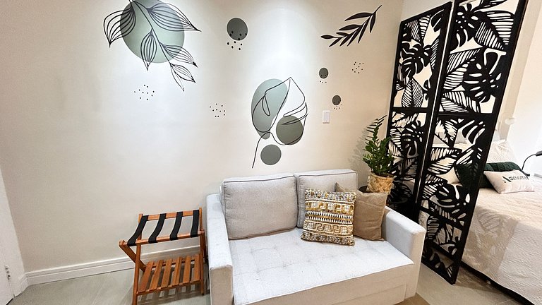 Studio novíssimo a 300m da praia e metrô