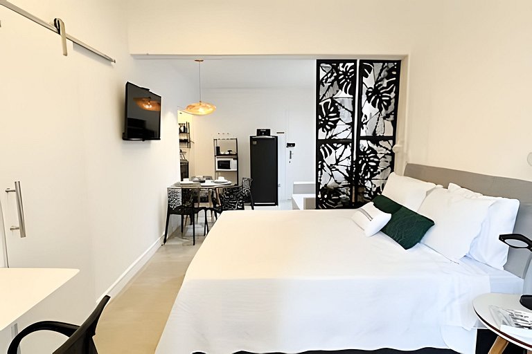 Studio novíssimo a 300m da praia e metrô