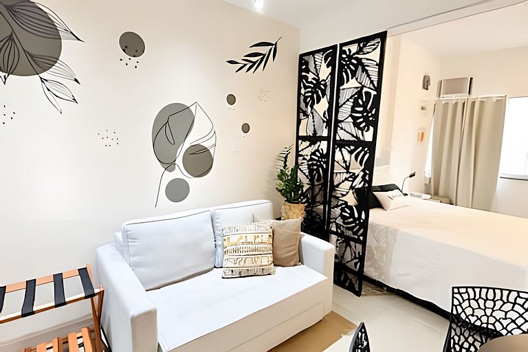 Studio novíssimo a 300m da praia e metrô