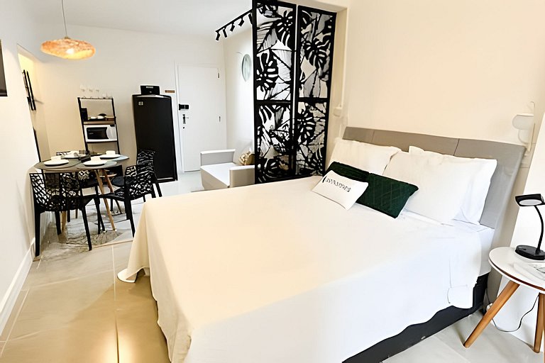 Studio novíssimo a 300m da praia e metrô