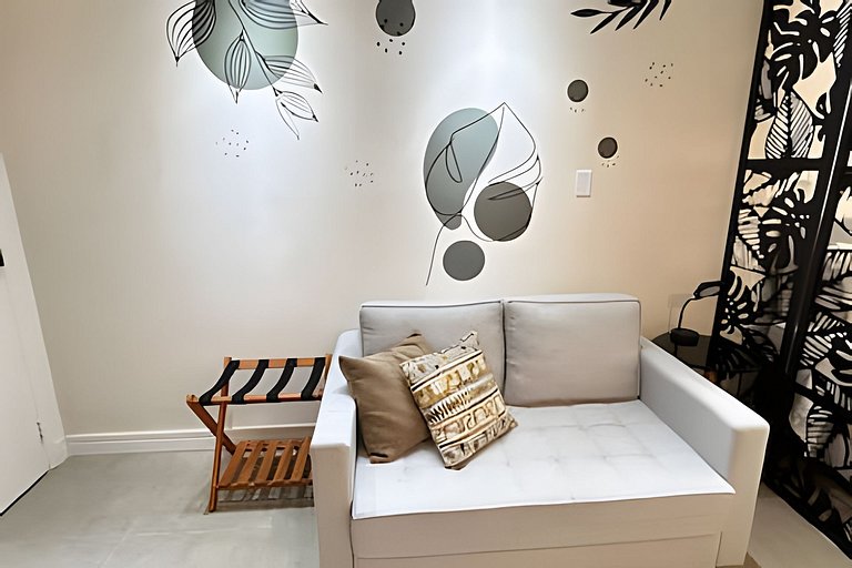 Studio novíssimo a 300m da praia e metrô