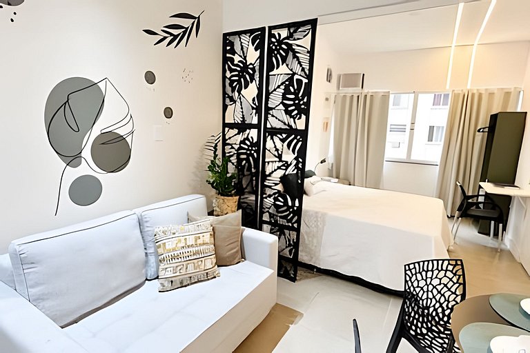 Studio novíssimo a 300m da praia e metrô