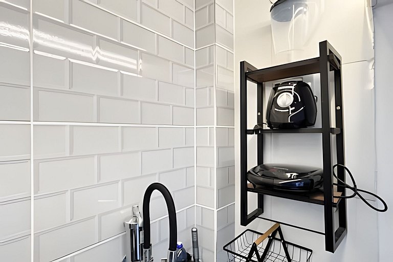 Studio novíssimo a 300m da praia e metrô