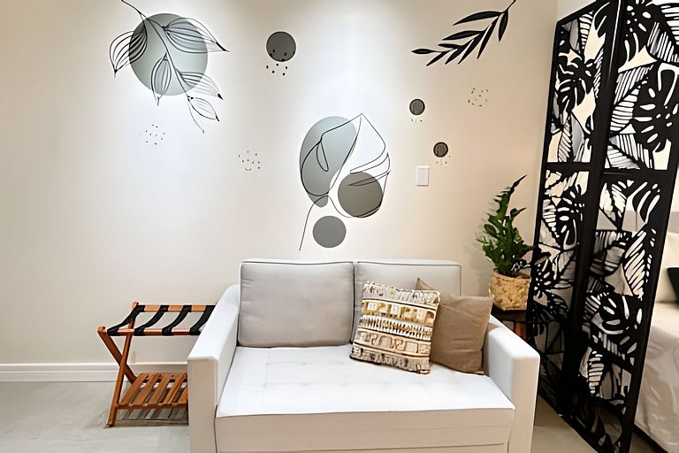 Studio novíssimo a 300m da praia e metrô