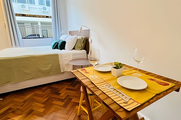 Studio metrô General Osório reformado