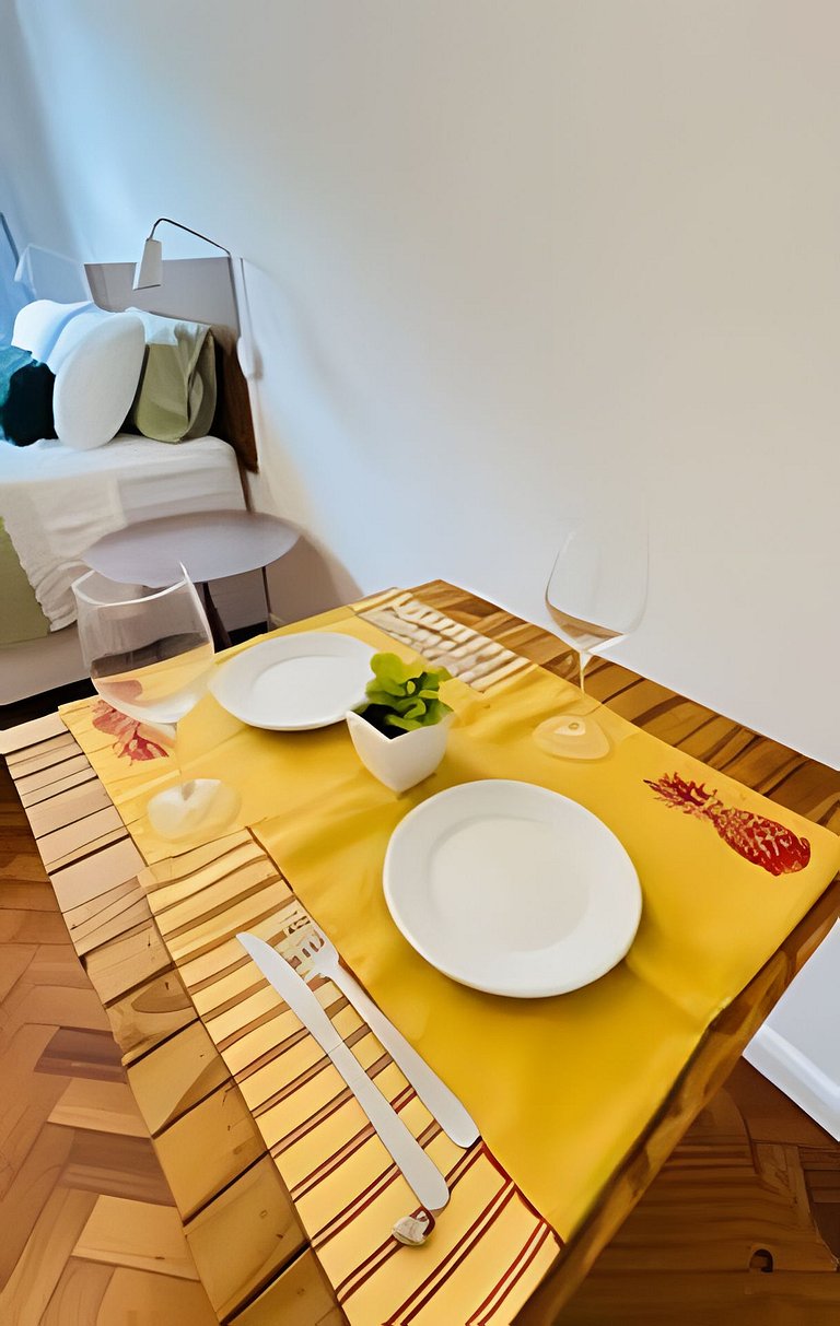 Studio metrô General Osório reformado