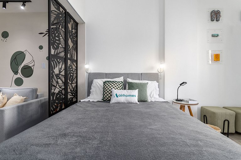 Studio novíssimo a 300m da praia e metrô