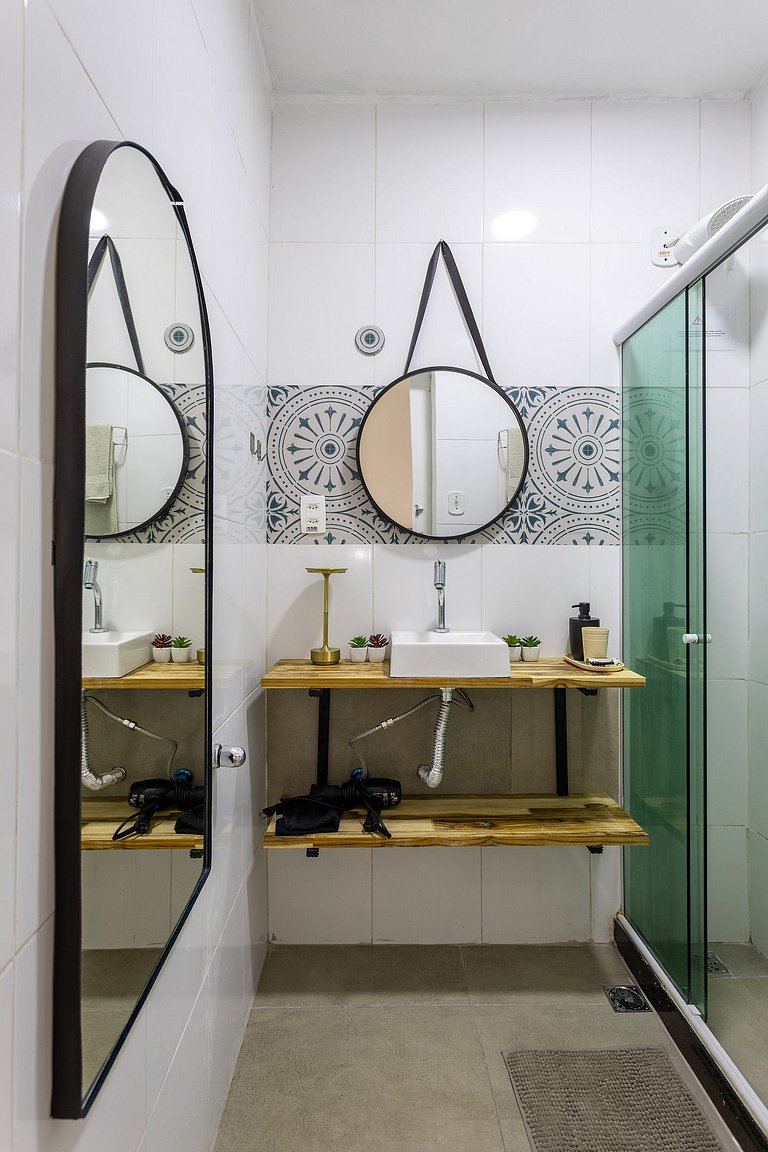 Studio novíssimo a 300m da praia e metrô